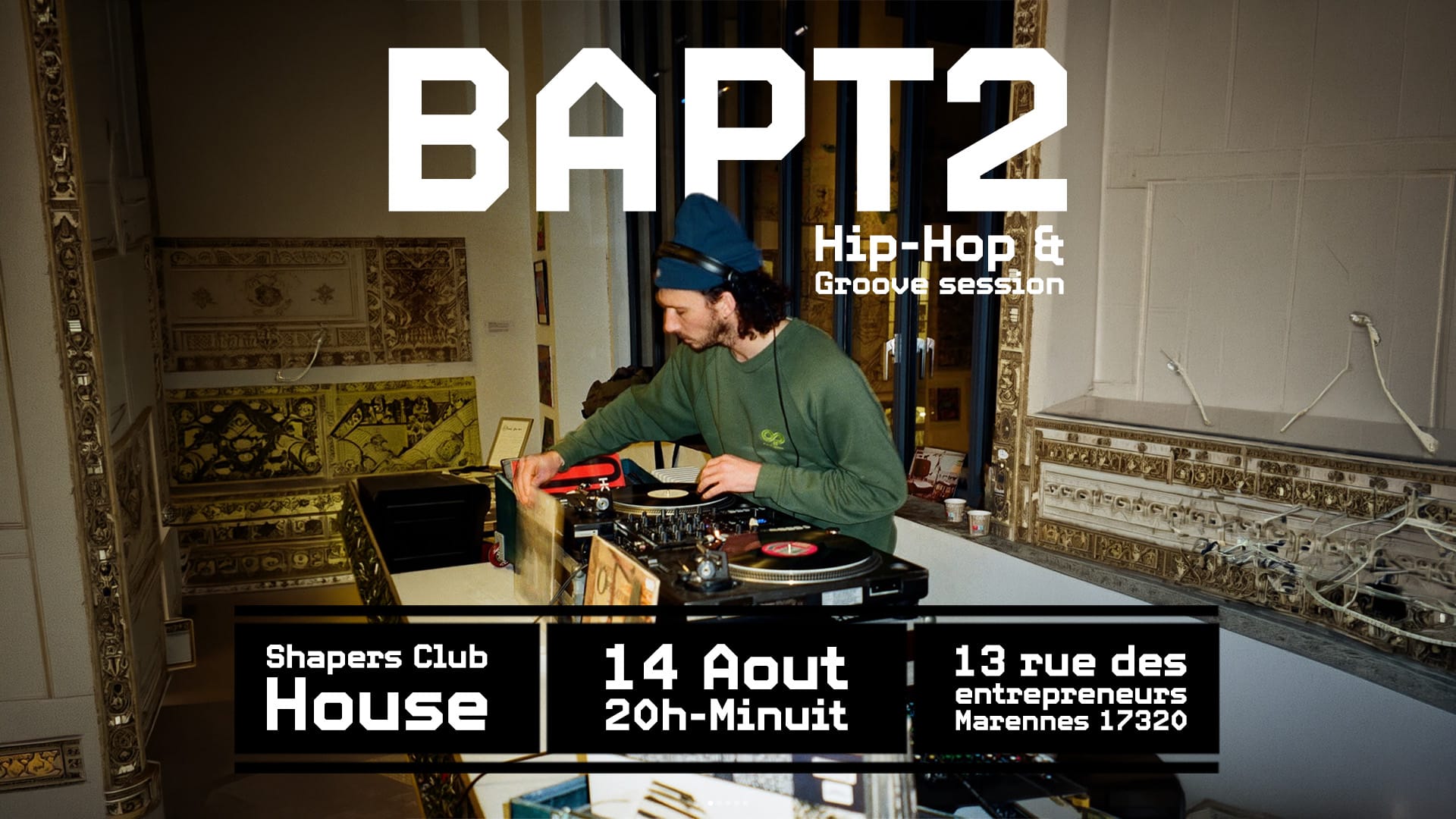DJ Bapt2 aux platines au Shapers Club House à Marennes